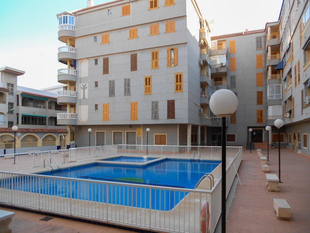 Apartment Asequin Beach Torrevieja Quarto foto